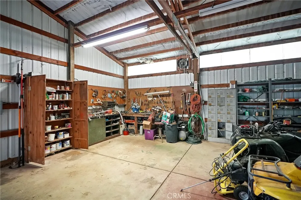9999 Shelton Linden, CA 95236