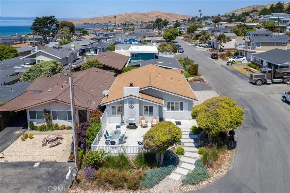 57 17th Street Cayucos, CA 93430