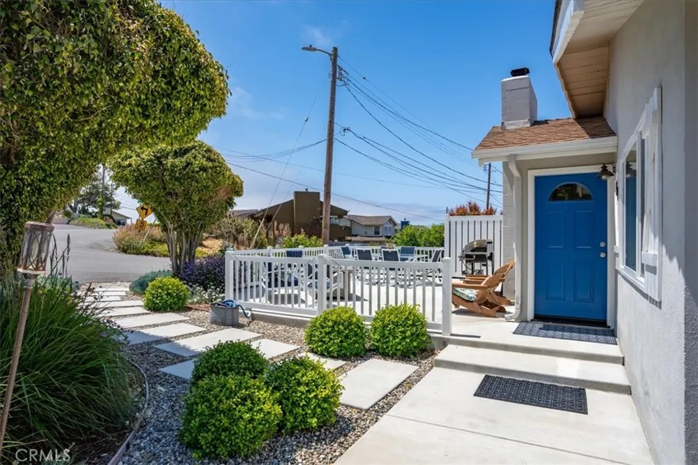 57 17th Street Cayucos, CA 93430