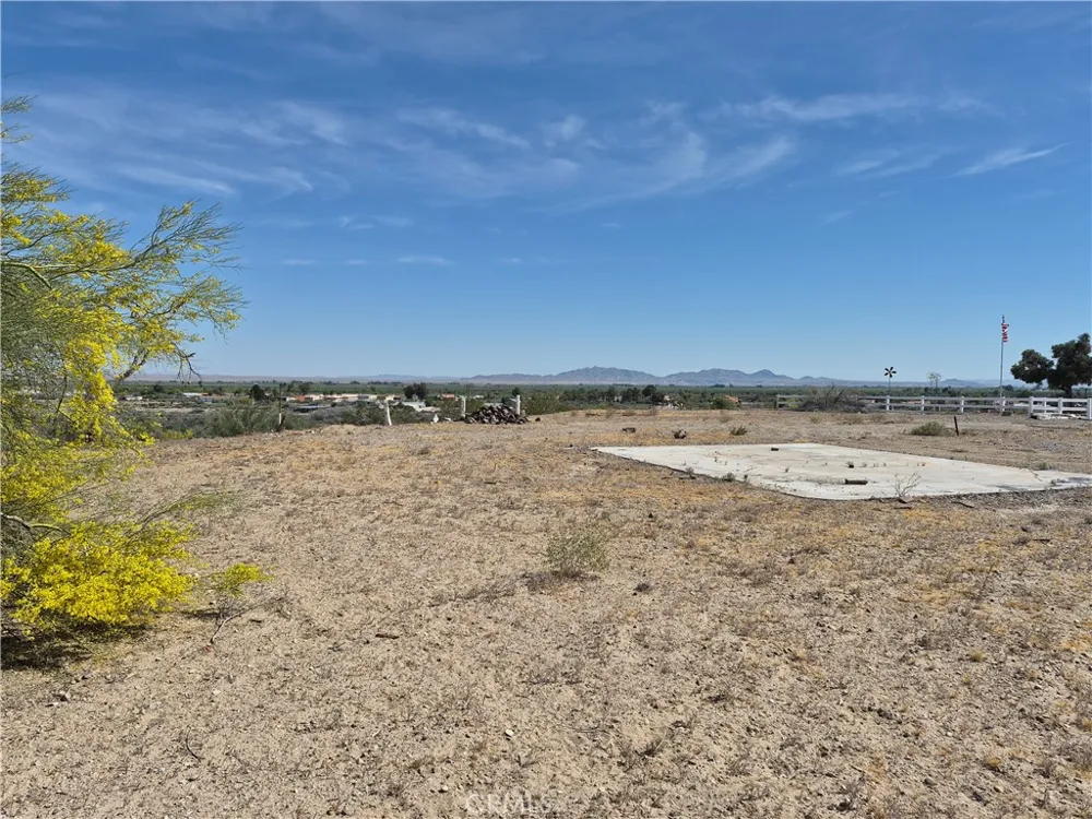 7389 Onieda Big River, CA 92242
