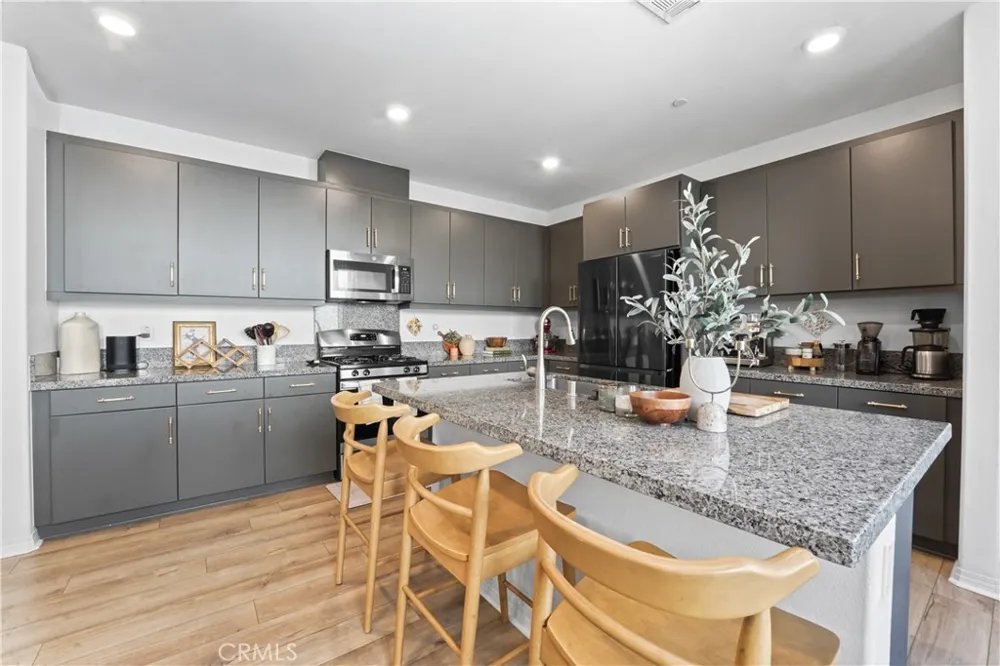 15232 Horizon Street #4 Fontana, CA 92336