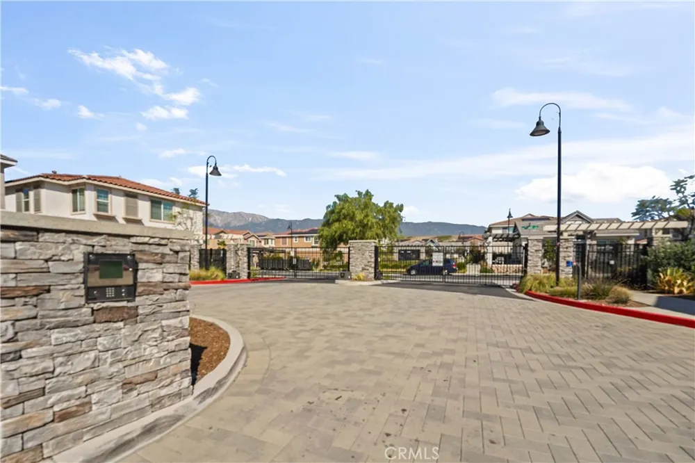 15232 Horizon Street #4 Fontana, CA 92336