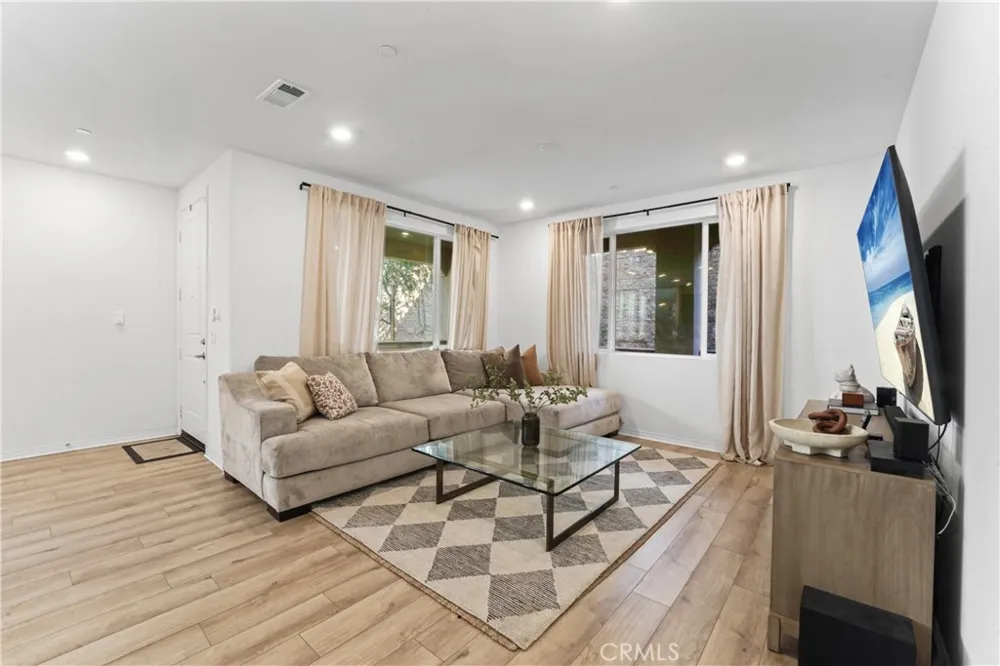 15232 Horizon Street #4 Fontana, CA 92336
