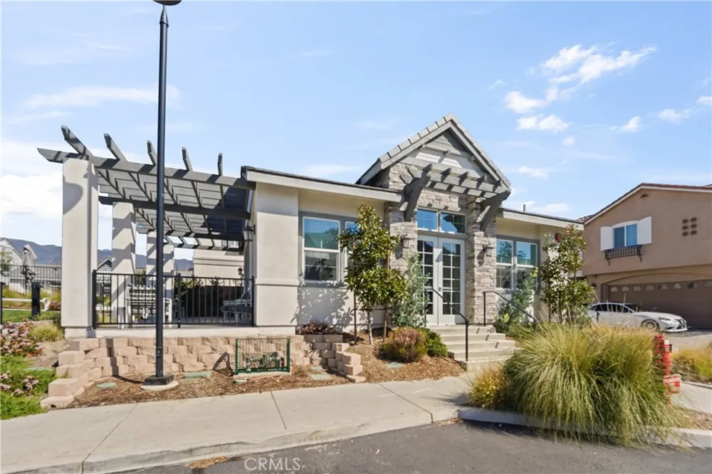 15232 Horizon Street #4 Fontana, CA 92336