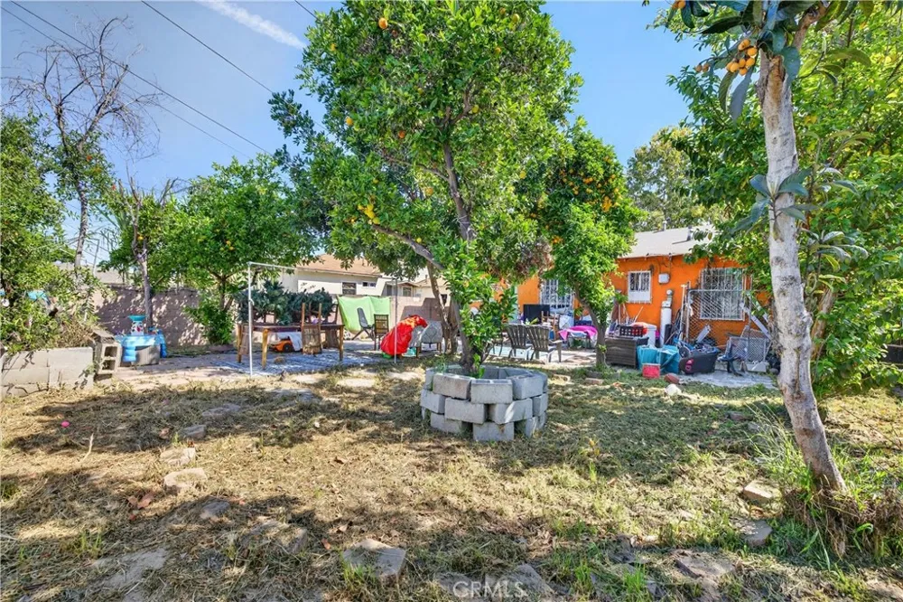 705 S Thorson Avenue Compton, CA 90221