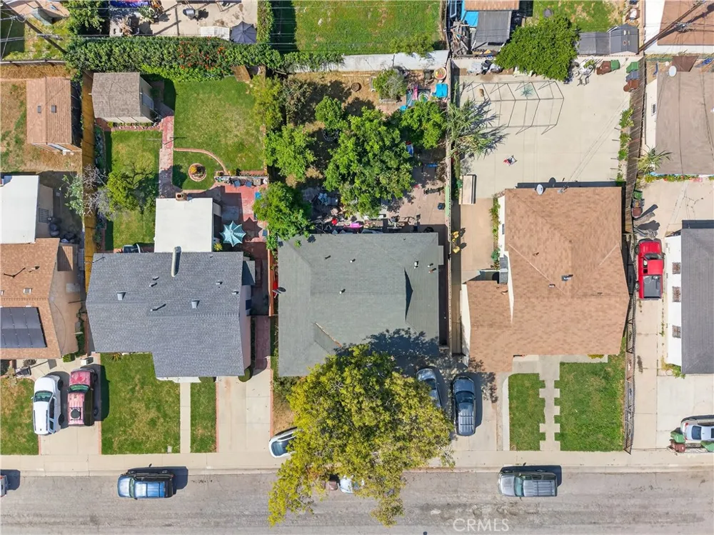 705 S Thorson Avenue Compton, CA 90221