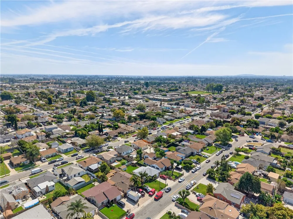 705 S Thorson Avenue Compton, CA 90221