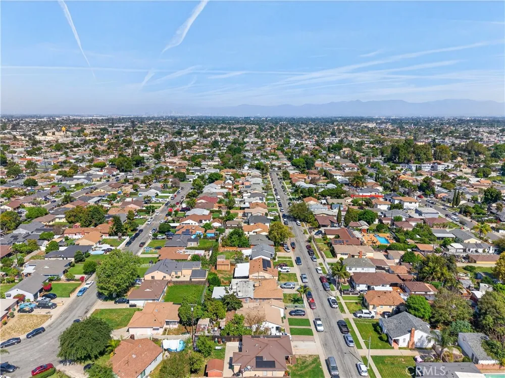 705 S Thorson Avenue Compton, CA 90221