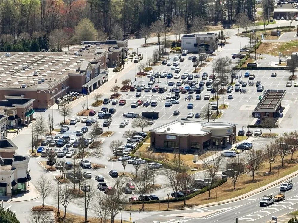 3800 winder hwy Oakwood, GA 30542