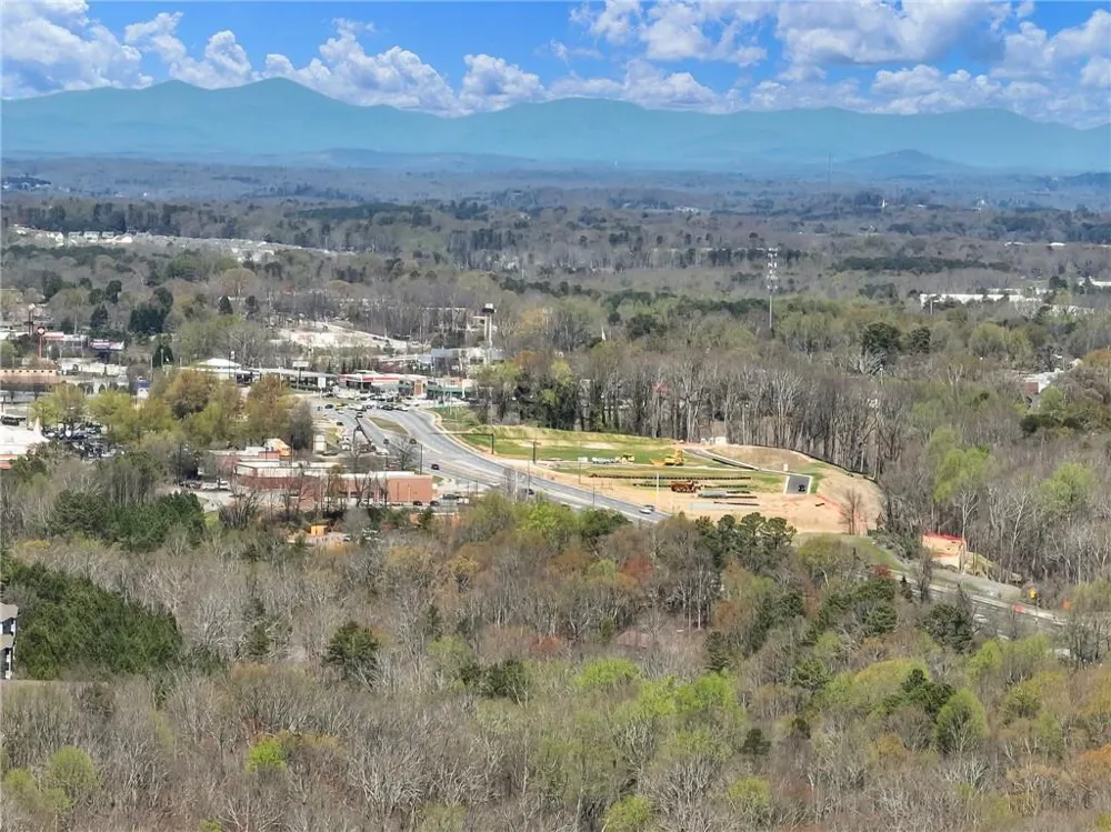 3800 winder hwy Oakwood, GA 30542
