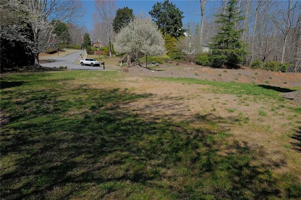 460 Prado Terrace Roswell, GA 30075