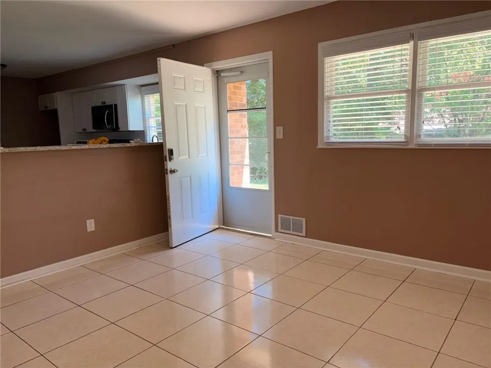 6062 Arden Court Morrow, GA 30281
