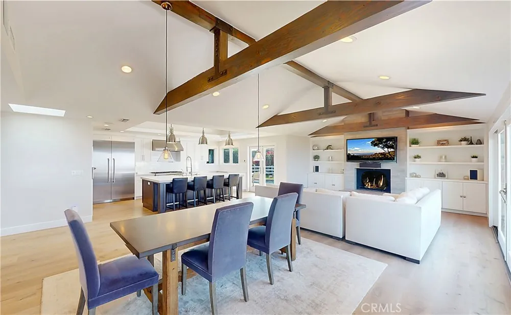 67 Eastfield Rolling Hills, CA 90274