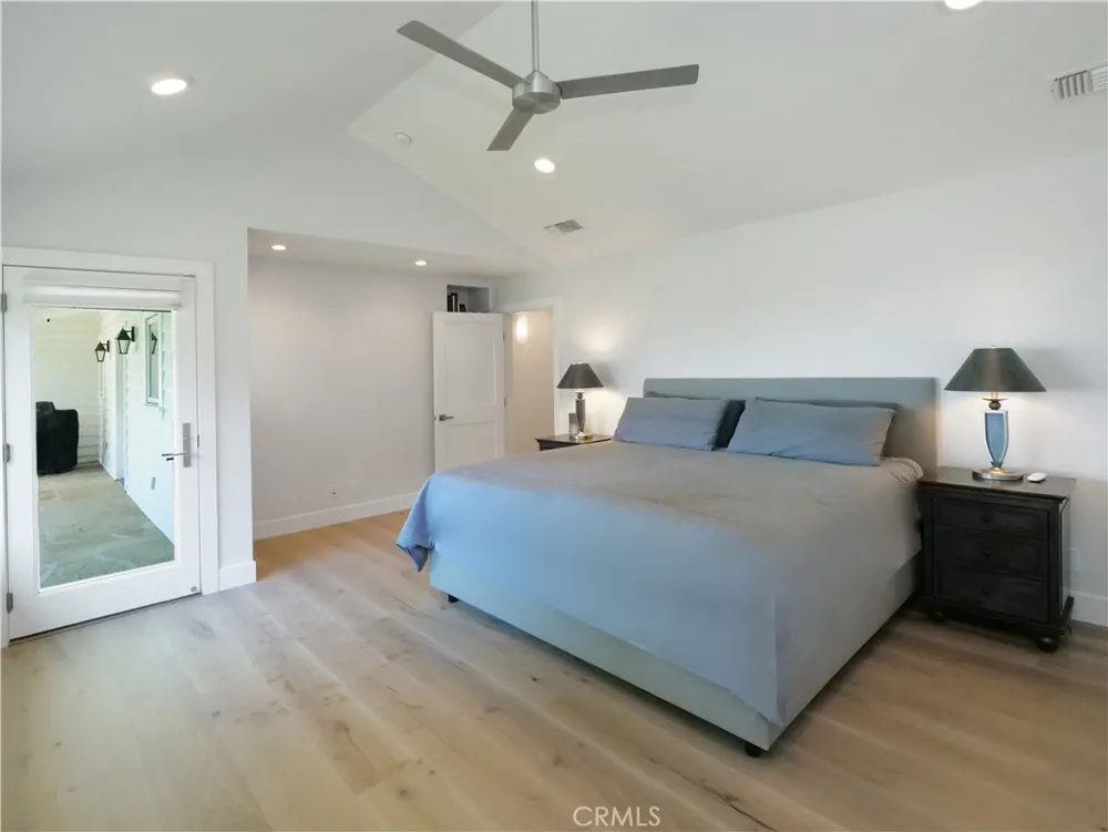 67 Eastfield Rolling Hills, CA 90274