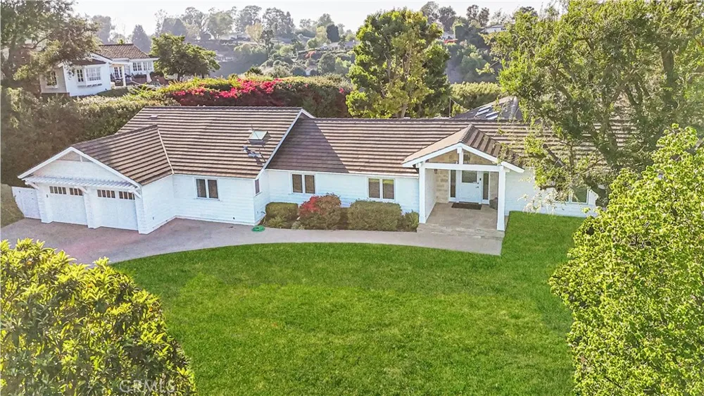 67 Eastfield Rolling Hills, CA 90274