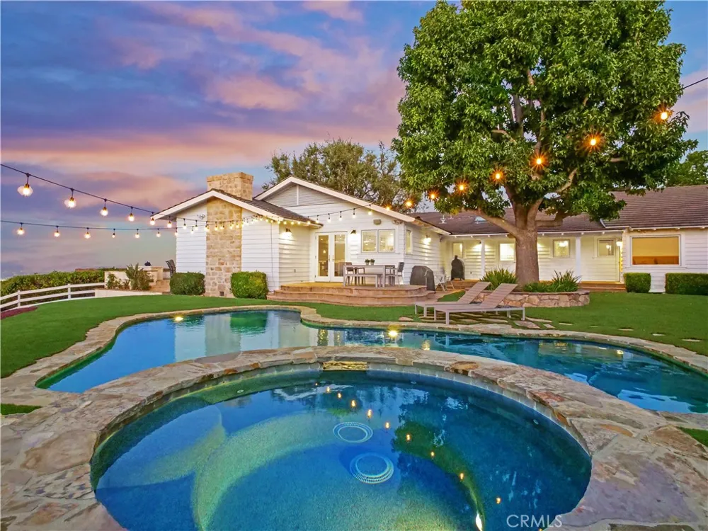67 Eastfield Rolling Hills, CA 90274