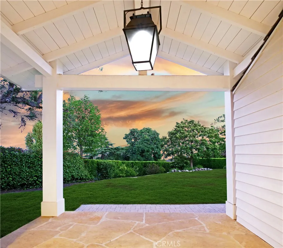 67 Eastfield Rolling Hills, CA 90274