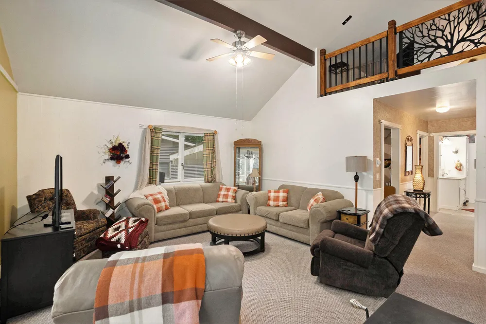 10905 1st Street Canadian Lakes, MI 49346