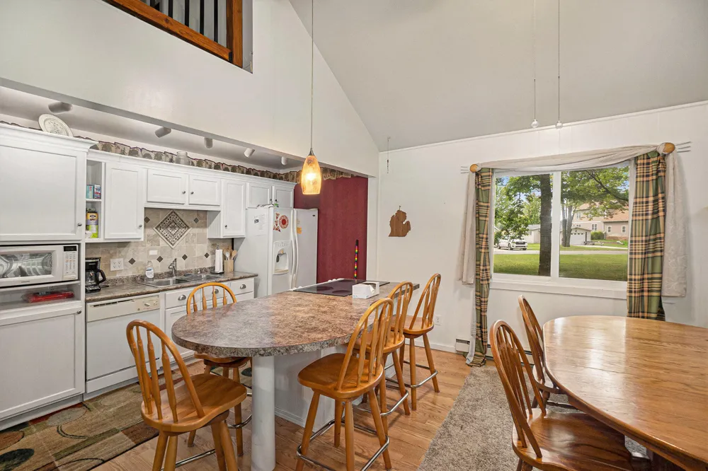 10905 1st Street Canadian Lakes, MI 49346