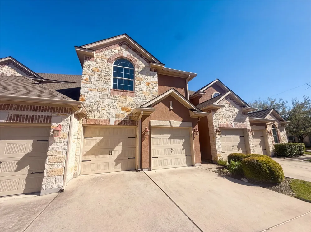 104 Perpetuation Drive Austin, TX 78734
