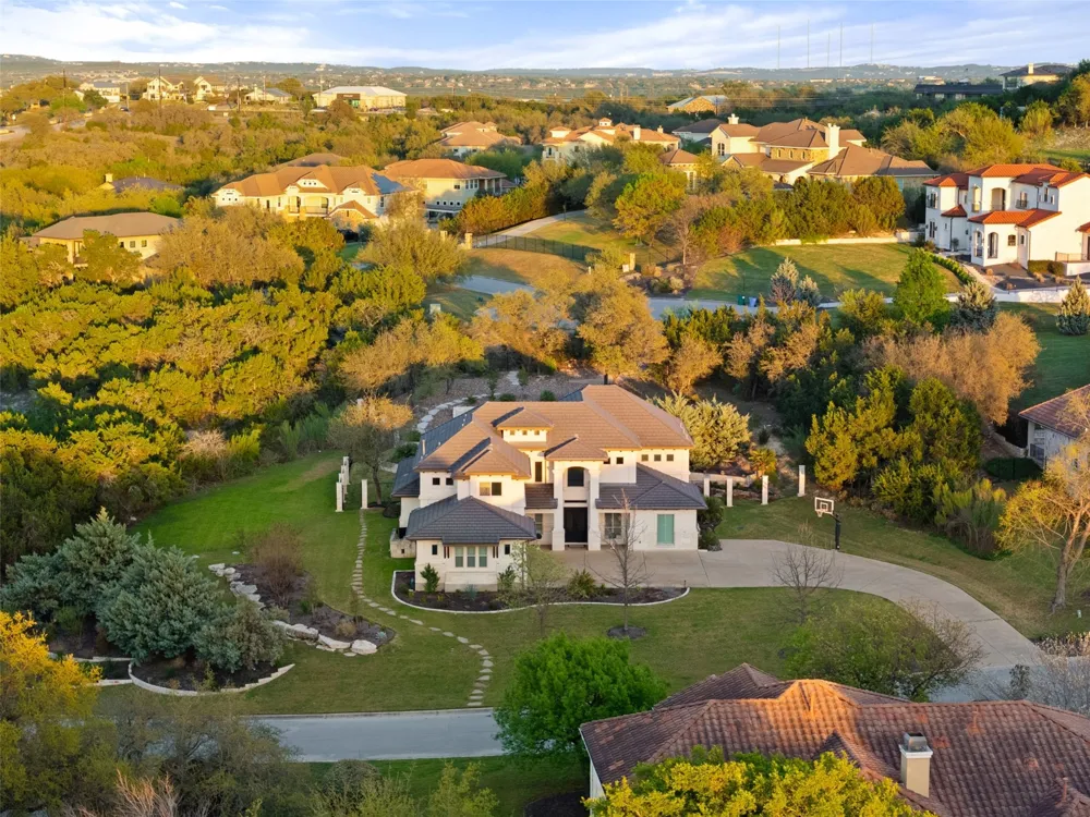 310 Bella Montagna Circle Austin, TX 78734