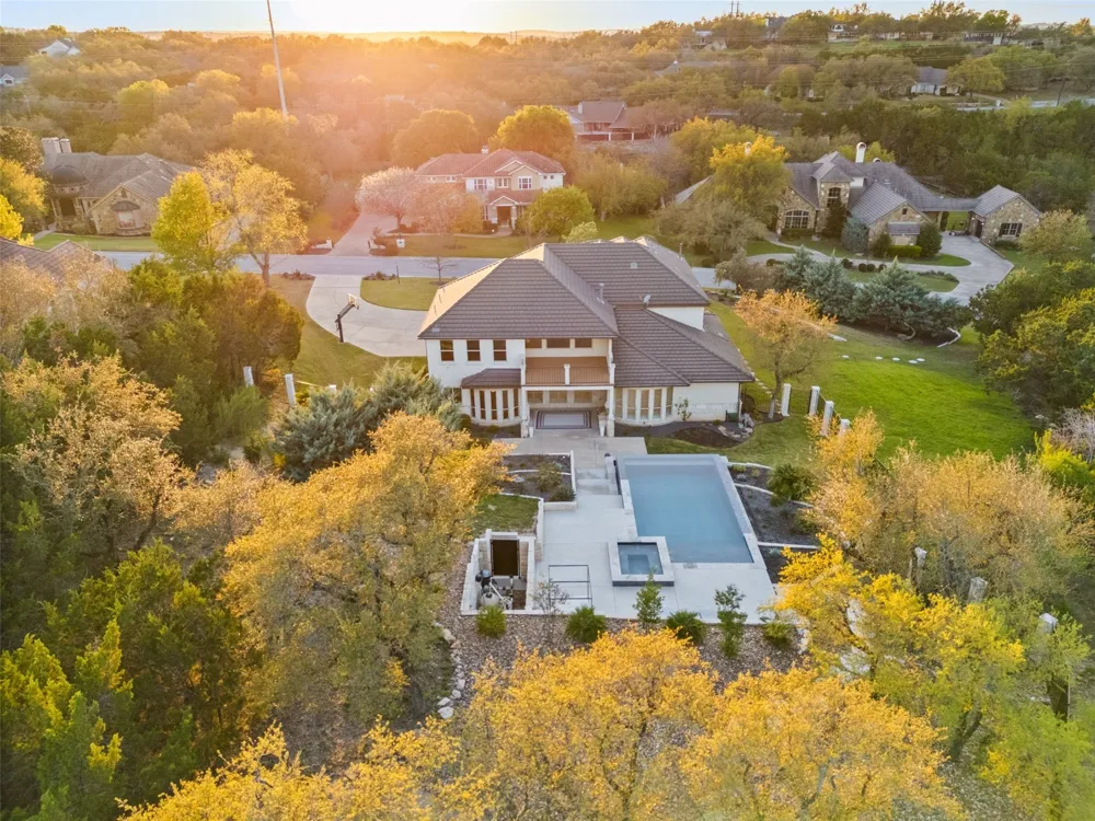 310 Bella Montagna Circle Austin, TX 78734