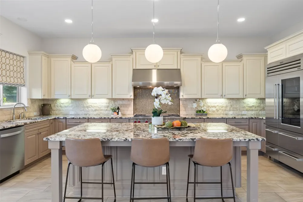 310 Bella Montagna Circle Austin, TX 78734