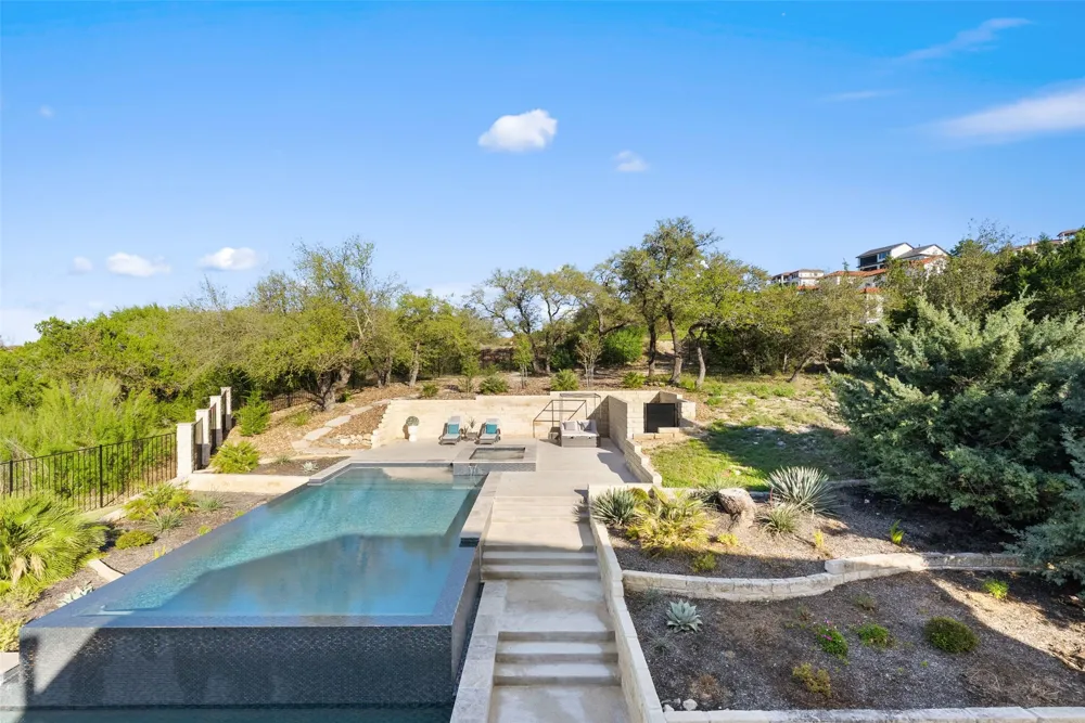 310 Bella Montagna Circle Austin, TX 78734