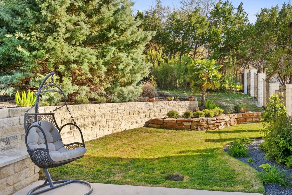 310 Bella Montagna Circle Austin, TX 78734