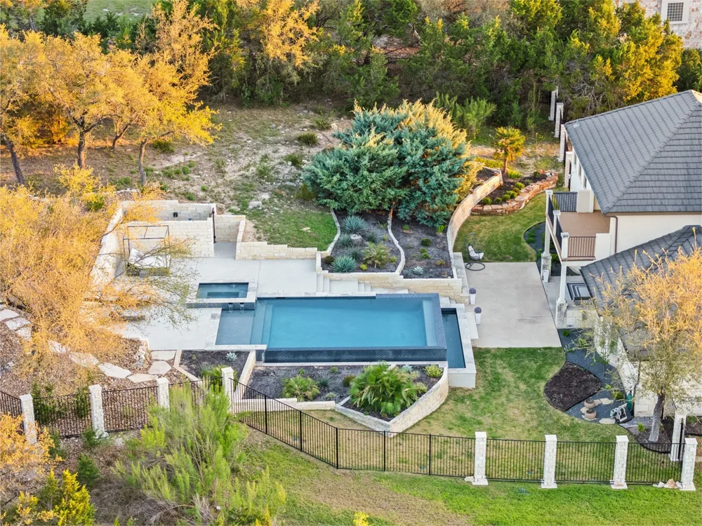 310 Bella Montagna Circle Austin, TX 78734