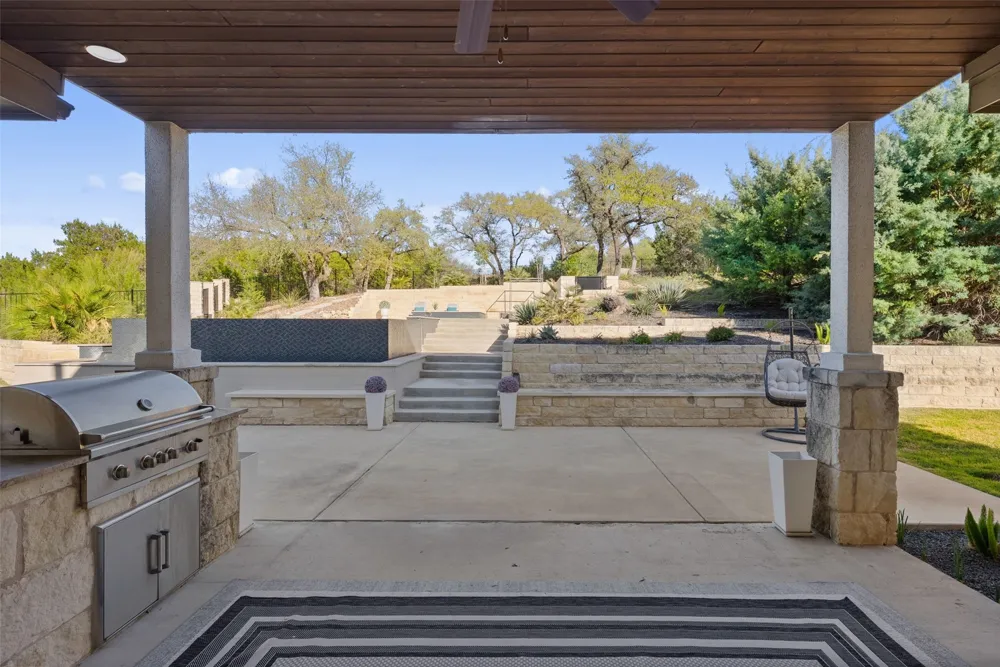 310 Bella Montagna Circle Austin, TX 78734