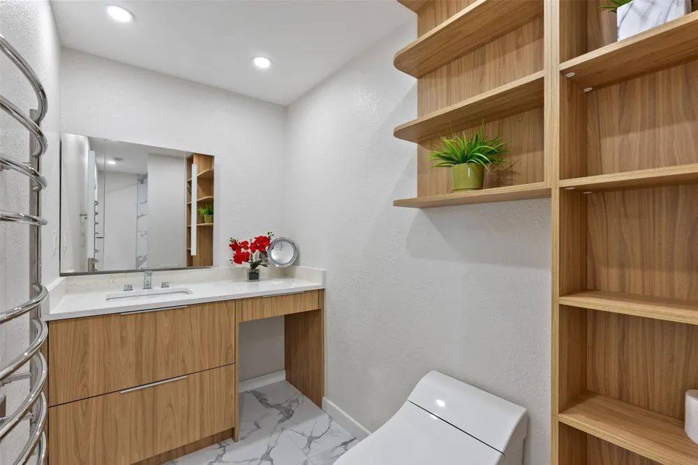 310 Bella Montagna Circle Austin, TX 78734