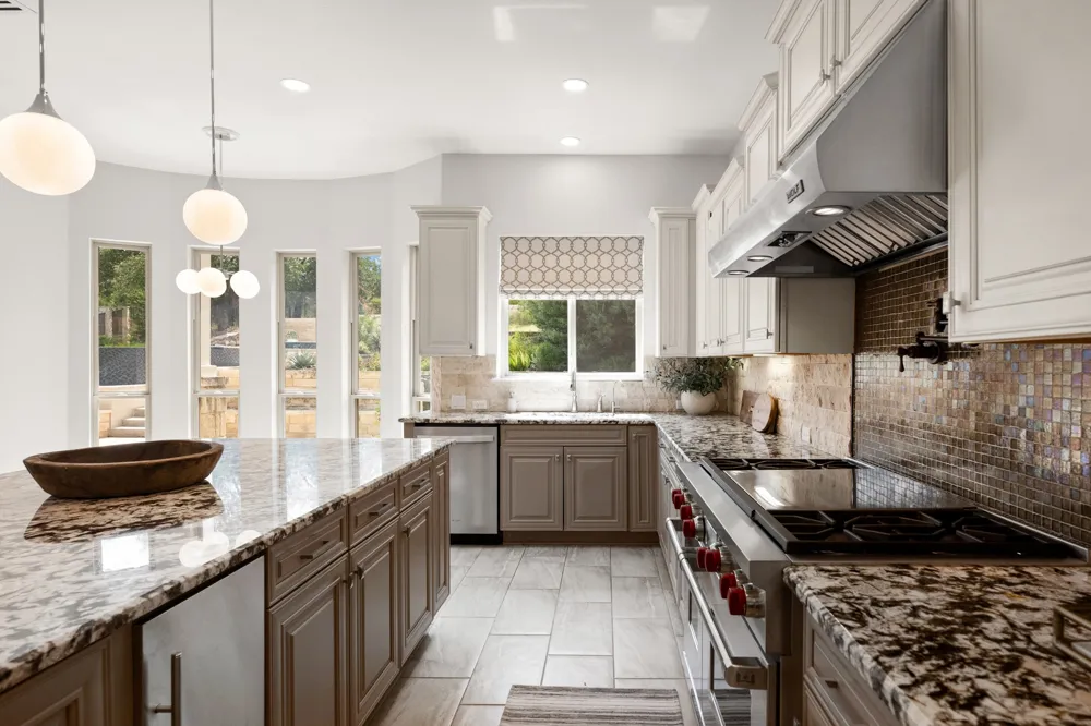 310 Bella Montagna Circle Austin, TX 78734