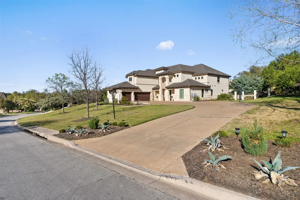 310 Bella Montagna Circle Austin, TX 78734