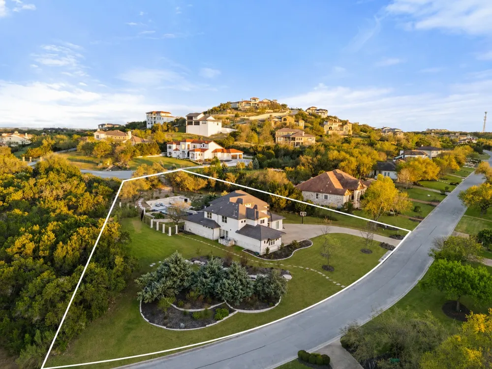 310 Bella Montagna Circle Austin, TX 78734