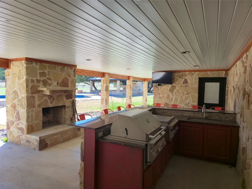1832 County Road 2699 Lometa, TX 76853