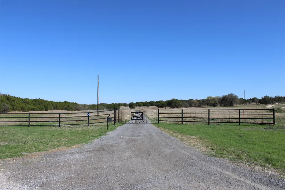 1832 County Road 2699 Lometa, TX 76853