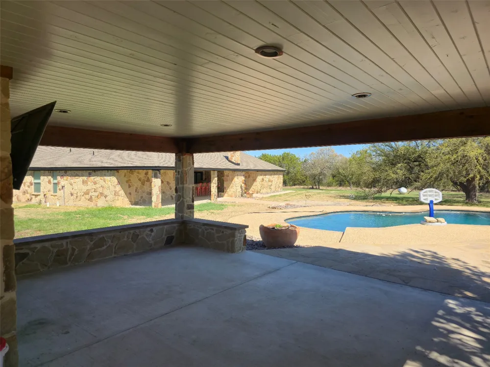1832 County Road 2699 Lometa, TX 76853