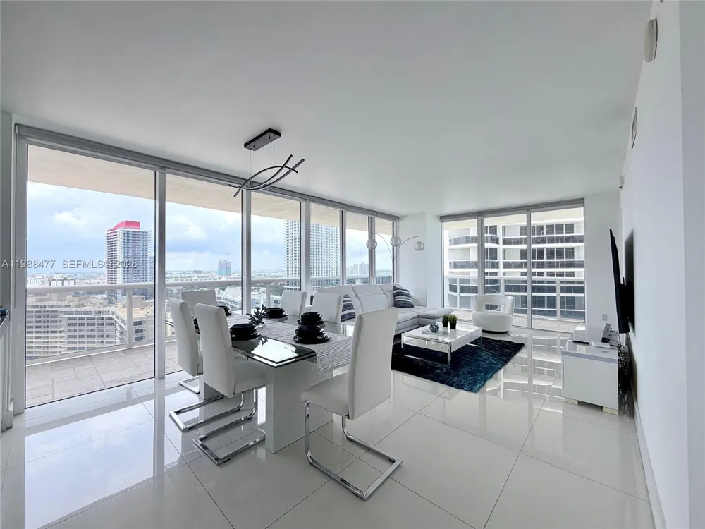 1830 S Ocean Dr #1808 Hallandale Beach, FL 33009