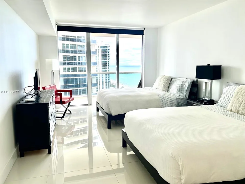1830 S Ocean Dr #1808 Hallandale Beach, FL 33009