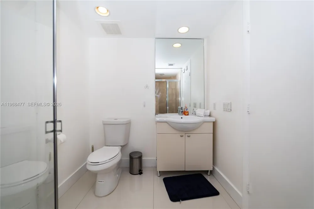 1830 S Ocean Dr #1808 Hallandale Beach, FL 33009
