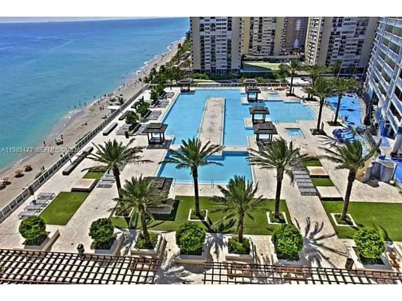 1830 S Ocean Dr #1808 Hallandale Beach, FL 33009