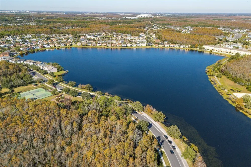 10341 LAKE DISTRICT LANE #55B Orlando, FL 32832