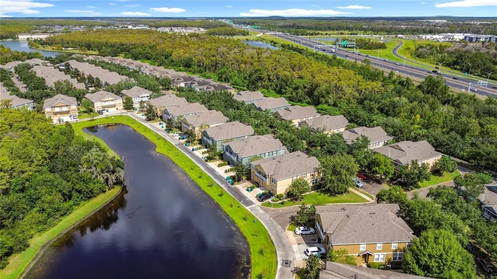 10341 LAKE DISTRICT LANE #55B Orlando, FL 32832
