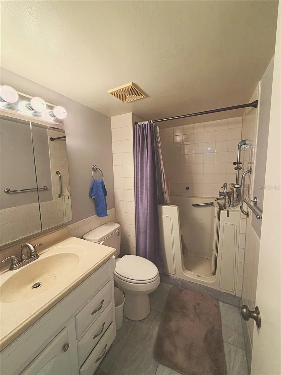 140 LAKE MERYL DRIVE #233 West Palm Beach, FL 33411