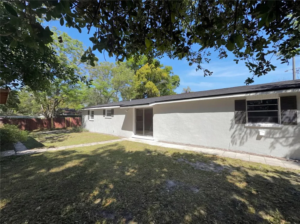 1830 BELLGROVE STREET Lakeland, FL 33805
