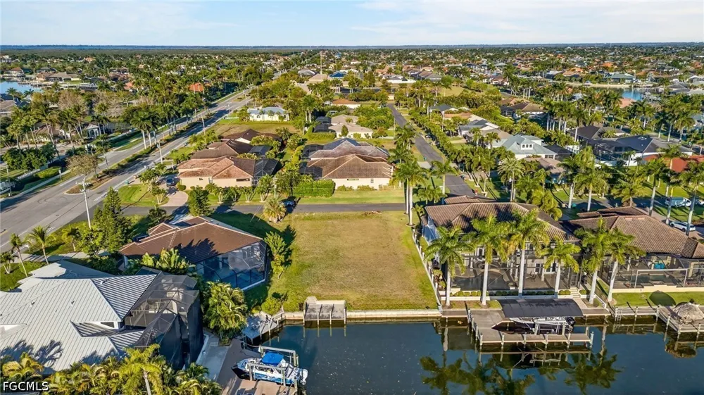 SW 17th Avenue Cape Coral, FL 33914