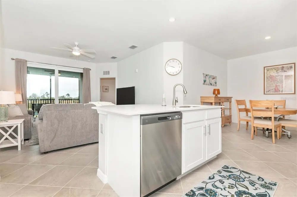 12280 WELLEN GOLF STREET #301 Venice, FL 34293