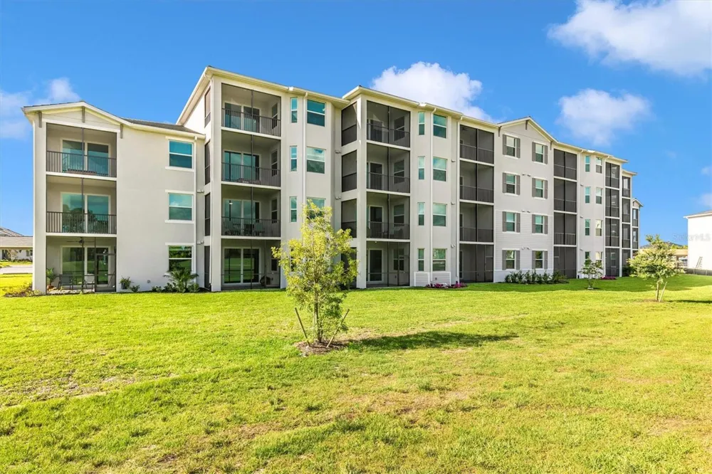 12280 WELLEN GOLF STREET #301 Venice, FL 34293
