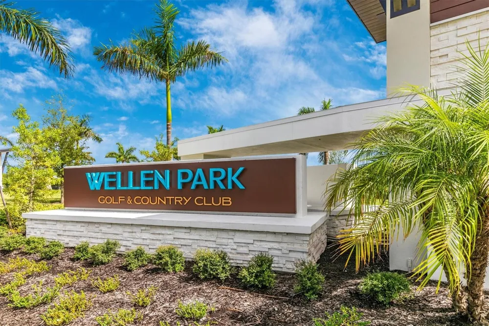 12280 WELLEN GOLF STREET #301 Venice, FL 34293